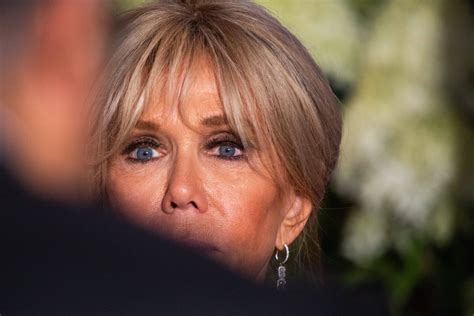 Brigitte Macron : jeunesse, enfants, âge... Biographie complète